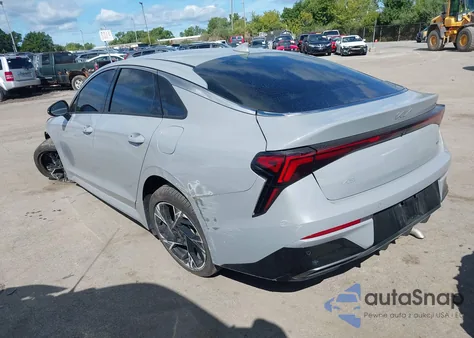 2025 Kia K5 Gt-Line z USA, uszkodzony, nr VIN KNAG64J77S5373247